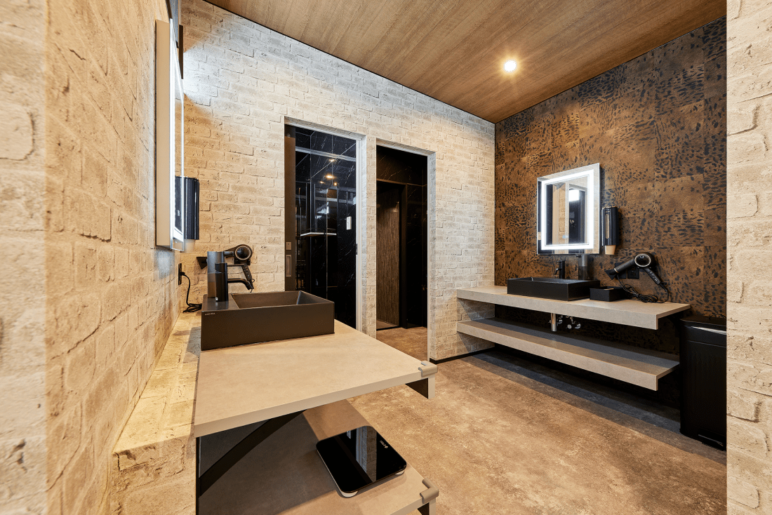 画像:ドレッシングルーム&バスルーム