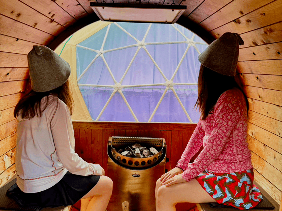 画像：バレルサウナで“ととのう”